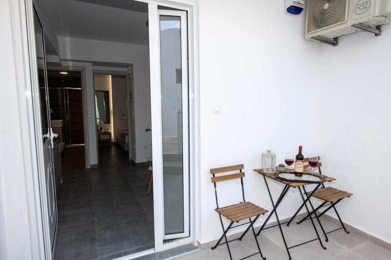 Sofia'S Apartment Kamári Exteriör bild